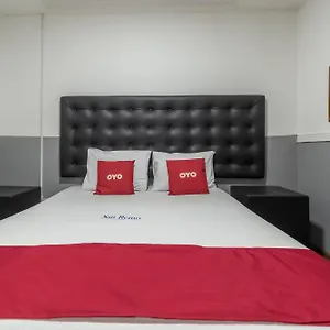 Oyo San Remo, Hotel