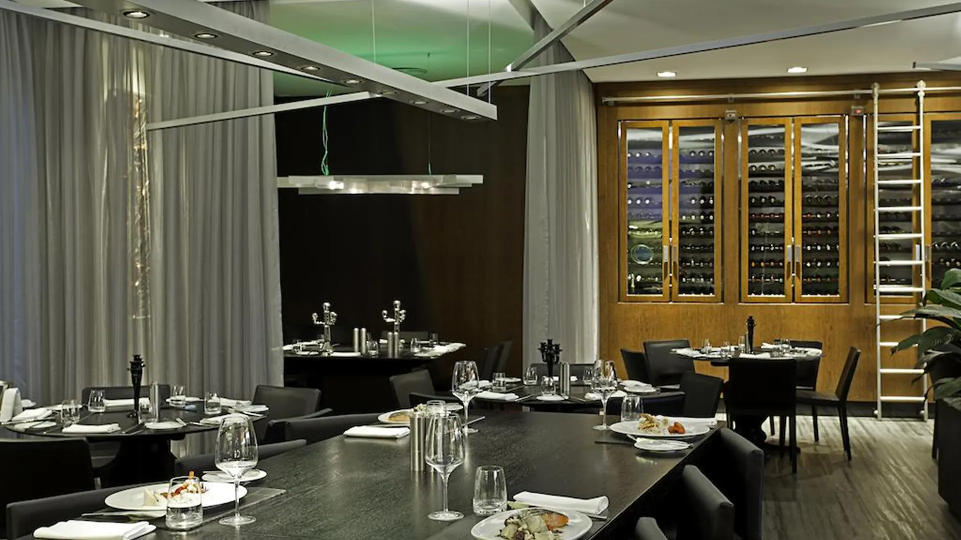 Pullman Sao Paulo Ibirapuera Hotel